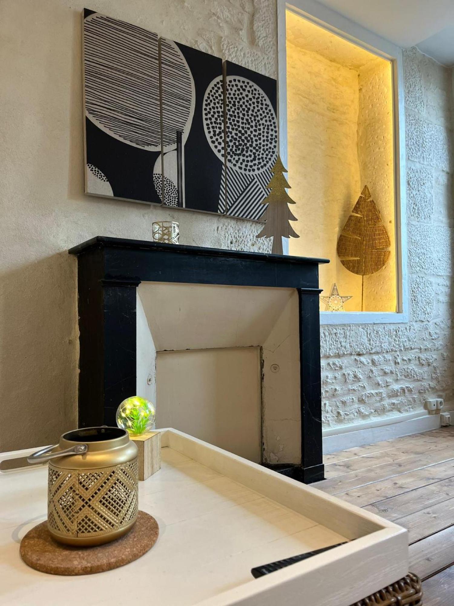 L'Escale Niortaise - Centre-Ville - 10Mn Gare - Wifi - Netflix 객실 사진