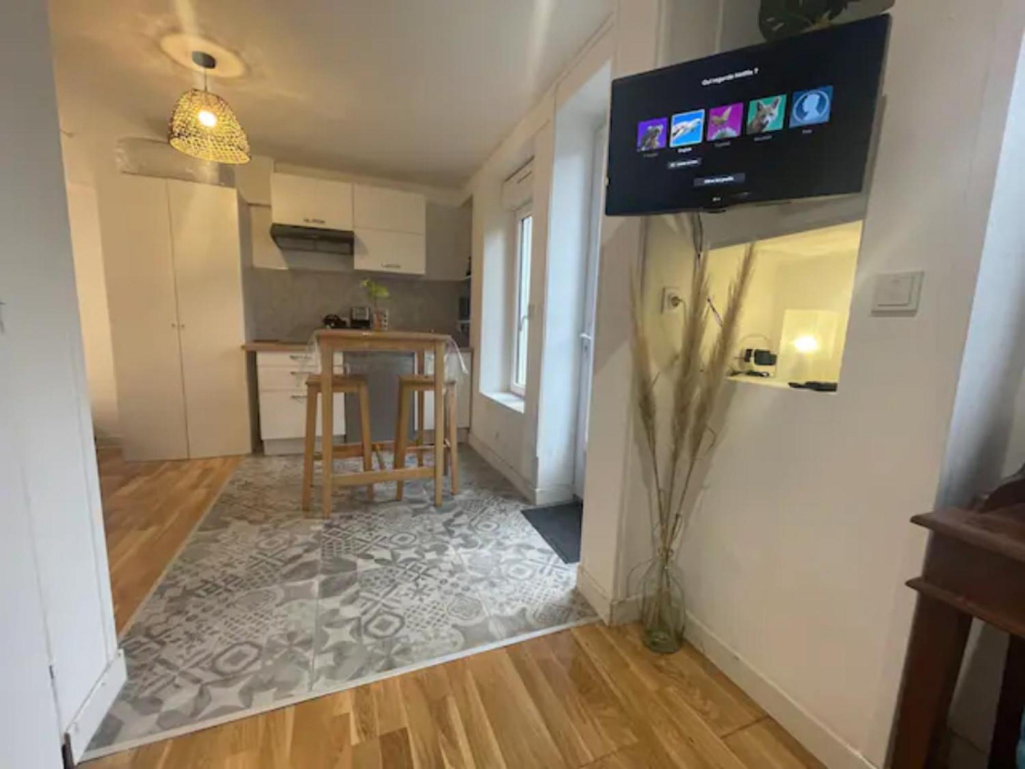 L'Escale Niortaise - Centre-Ville - 10Mn Gare - Wifi - Netflix 객실 사진